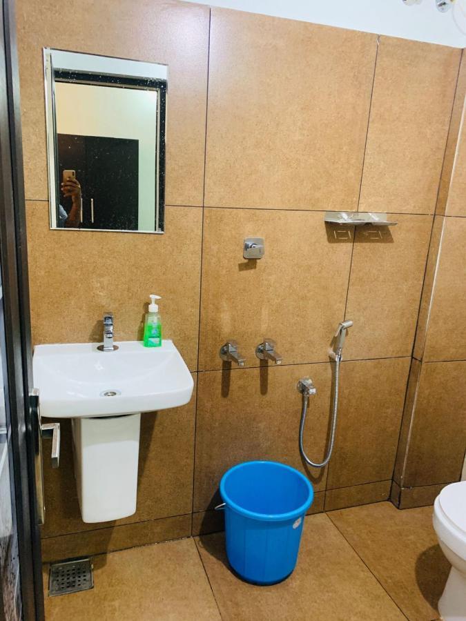 Apsara Residency Hotel Perintalmanna Kültér fotó