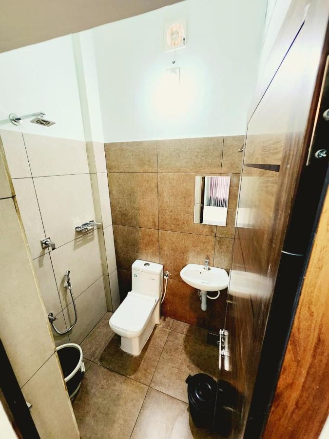 Apsara Residency Hotel Perintalmanna Kültér fotó